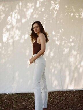 Reformation Cynthia Straight Jeans In Bone